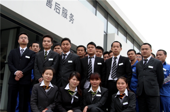 铜梁服务团队